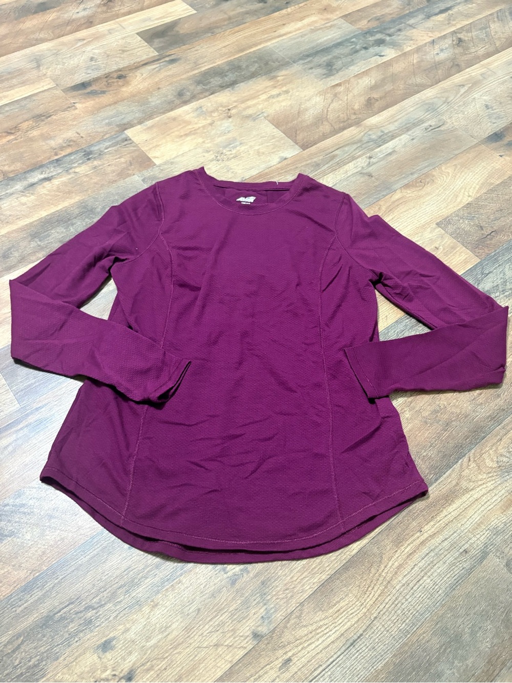 AVIA Women’s Small Purple Long Sleeve Athletic Top Thumbholes Workout